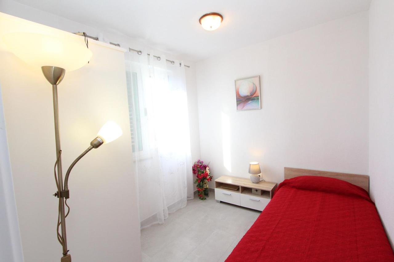 Apartment Stellina Rovigno Esterno foto