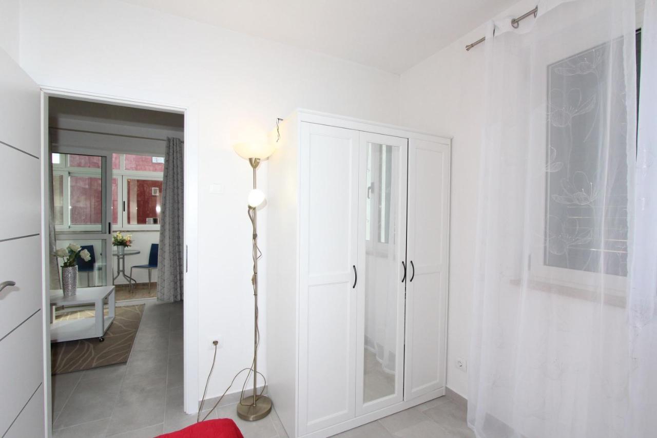 Apartment Stellina Rovigno Esterno foto