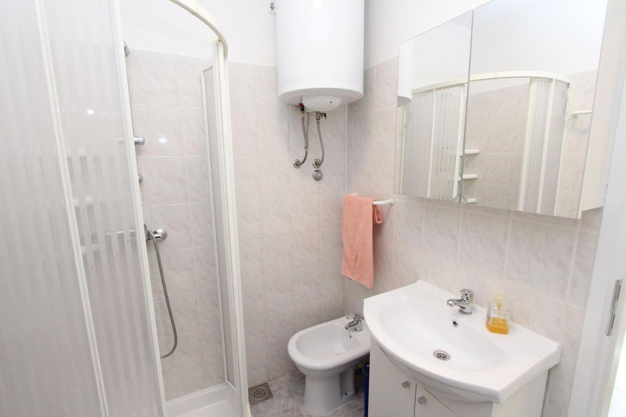 Apartment Stellina Rovigno Esterno foto