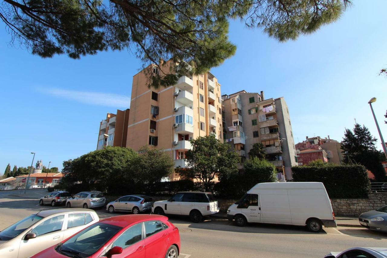 Apartment Stellina Rovigno Esterno foto
